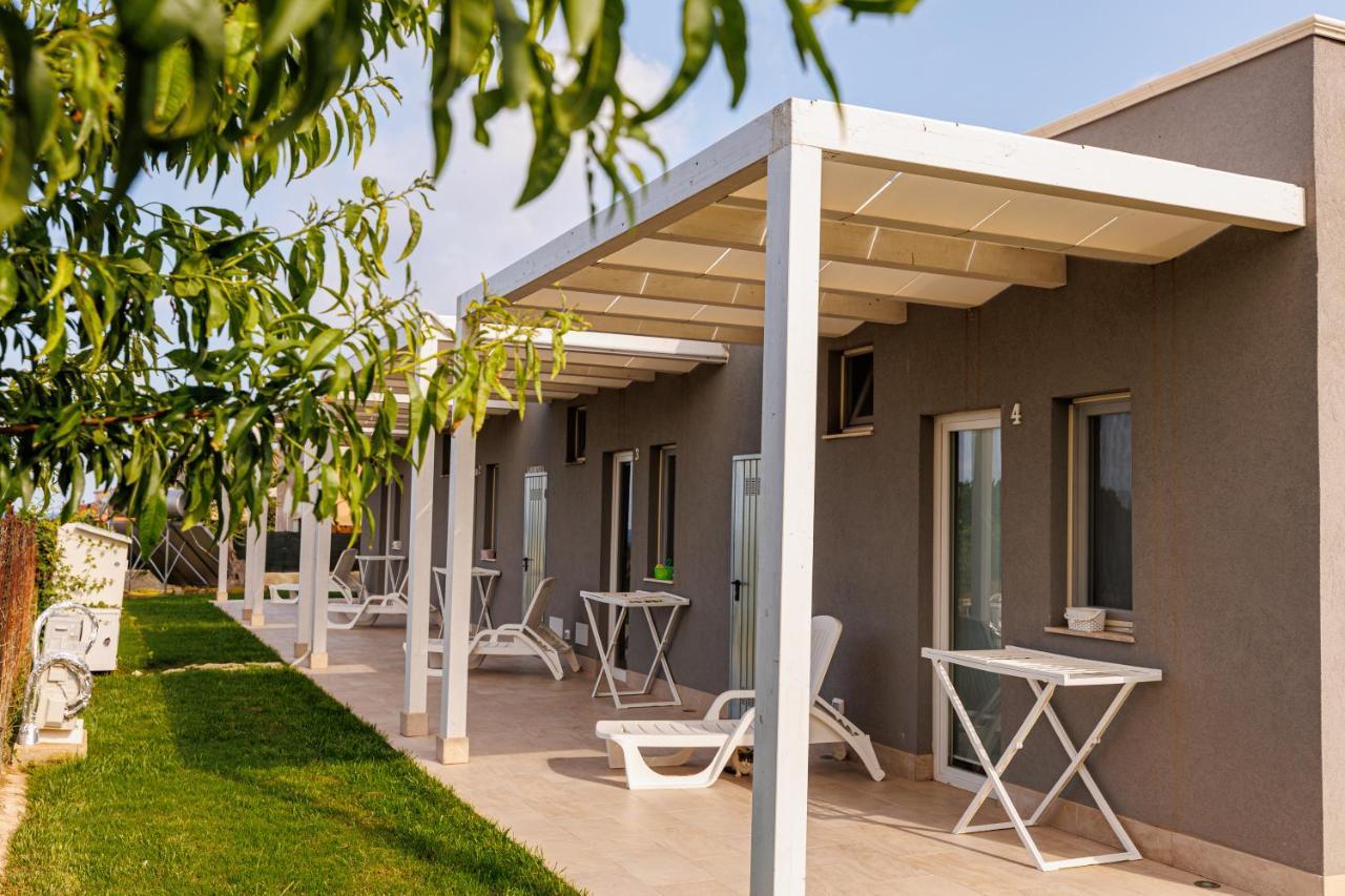 Perladelmare Aparthotel Avola Exterior photo
